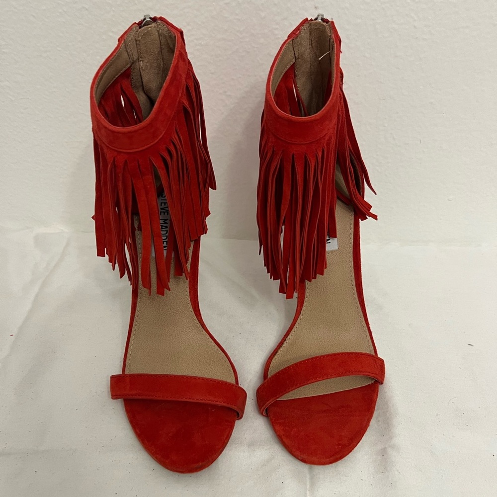 Ladies Steve Madden high heel shoes size 7